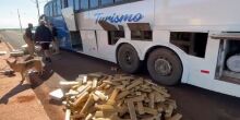 PRF de MS encontra drogas em ônibus que levava paraguaios para praia de Florianópolis