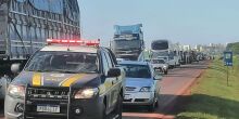 PRF libera rodovia após promessa de negociação com CCR