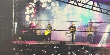 O tempo abriu, Jads & Jadson cantou e o povo curtiu