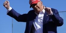 Trump promete taxar China em 50%