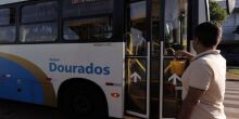 Tarifa de ônibus urbano cai para R$ 3 em Dourados