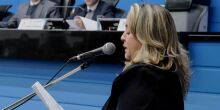 Lia pede tela interativa para escola estadual em Caarapó