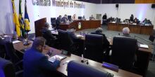 Vereadores realizam duas sessões nesta tarde