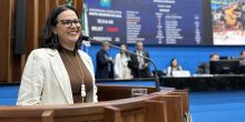 Gleice Jane comemora avanço da PEC sobre escala 6x1