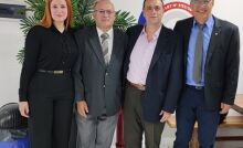 Embaixador paraguaio no Brasil visita a UCP e defende hospital 