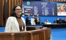 Gleice Jane comemora avanço da PEC sobre escala 6x1