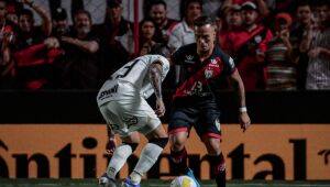  Timão confia na virada contra Atlético-GO para avançar