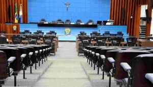 Deputados votam projeto de Lucas de Lima