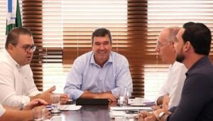 Alan Guedes reforça projeto de reeleição e descarta PSDB