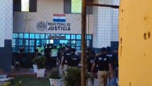Polícia paraguaia promove extradição de presos brasileiros