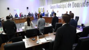Controlador aprovou contratação de mais advogados na Câmara