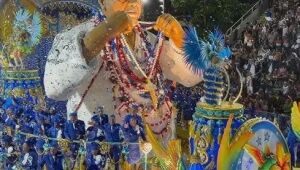 Depois de 15 anos, Beija-Flor ganha o carnaval