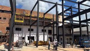 Obra inacabada da Câmara é alvo do MP