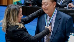 Lia Nogueira homenageia representantes nipo-brasilreiros