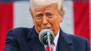 Trump impõe taxas de 50% a produtos para o Brasil