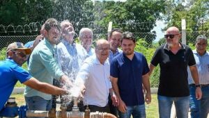 Governo de MS leva água aos assentamentos de Itaquiraí