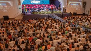 Unigran abre ano com formaturas 
