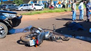 Hilux atropela e mata motociclista