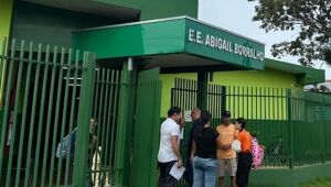 Riedel inaugura a nova escola Abigail em Dourados 