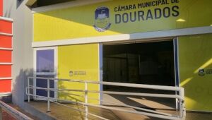 Câmara mantém contrato sem licitação de R$ 240 mil