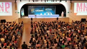 Programa de formação antecipa volta às aulas