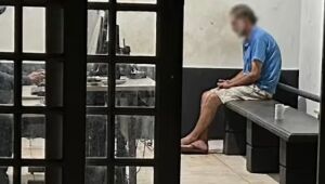 Marido mata mulher com golpe de faca 