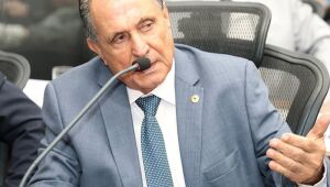 Zé Teixeira busca aprimorar segurança e atendimento público