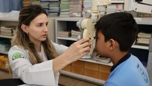 Programa garante óculos gratuitos às crianças 