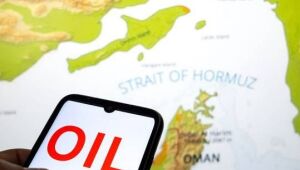 Petróleo amanhece cotado a mais de 100 dólares