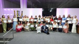 Marcelo Mourão homenageia mulheres na Câmara