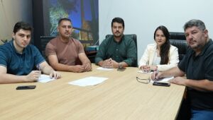 Comissão da Câmara aprova contas da ex-prefeita Délia