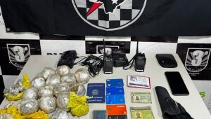 Dois são presos em ponto de drogas no Cachu