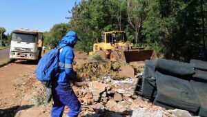 População volta a jogar lixo em áreas que Prefeitura limpou