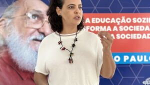 Professor da Uems acumula perdas de 44% no salário