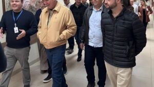 Riedel conhece UTI Neonatal da Cassems em Corumbá 