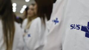 MEC cria exame de avaliação a futuros médicos
