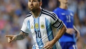 Messi, Haaland e Mbappé justificam fama mundial