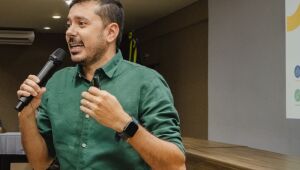 "IA não elimina o trabalho docente, ela o reposiciona"
