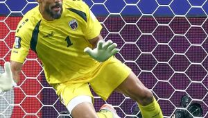 Atração Vozinha volta a campo contra o Uruguai