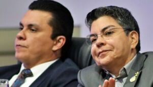 Sessão confirma que vereador não vota contra vereador
