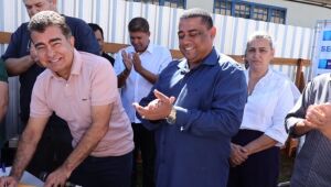 Marçal entrega três novas salas de aula em bairro