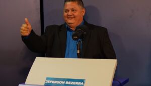 Jeferson diz que está quite com Justiça Eleitoral