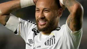 Neymar está pronto para enfrentar Corinthians