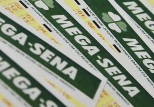 Mega paga prêmio acumulado de R$ 130 milhões