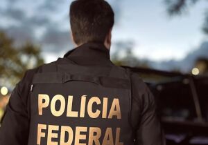 Polícia apreende eletrônicos e cigarros do Paraguai 