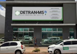 Agência do Detran abre ate 11h na segunda-feira