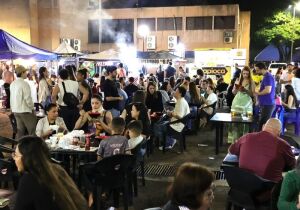 Parque dos ipês repete a feira gastronômica e cultural