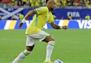 Brasil chega em primeiro para próxima fase