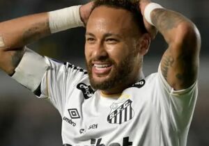 Neymar está pronto para enfrentar Corinthians