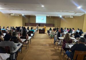 Educação realiza formacão continuada em Dourados 